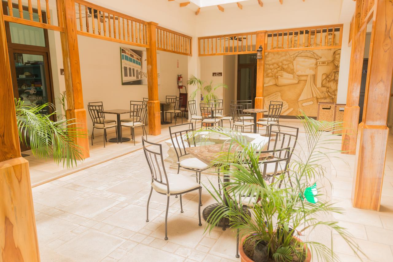 Hotel Presidente Las Tablas Buitenkant foto