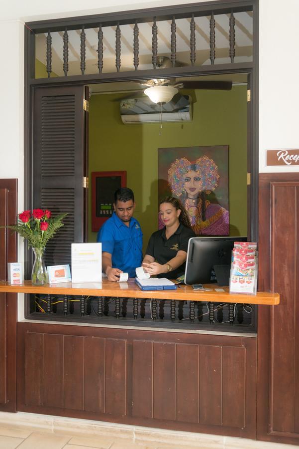 Hotel Presidente Las Tablas Buitenkant foto